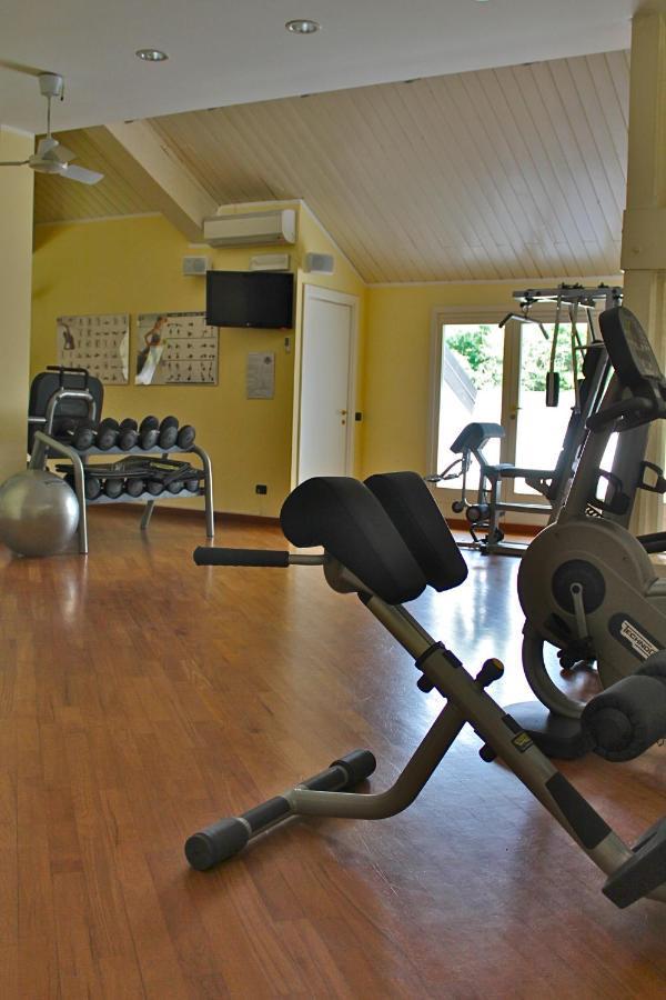 Golf Hotel La Pinetina 아피아노젠틸레 외부 사진