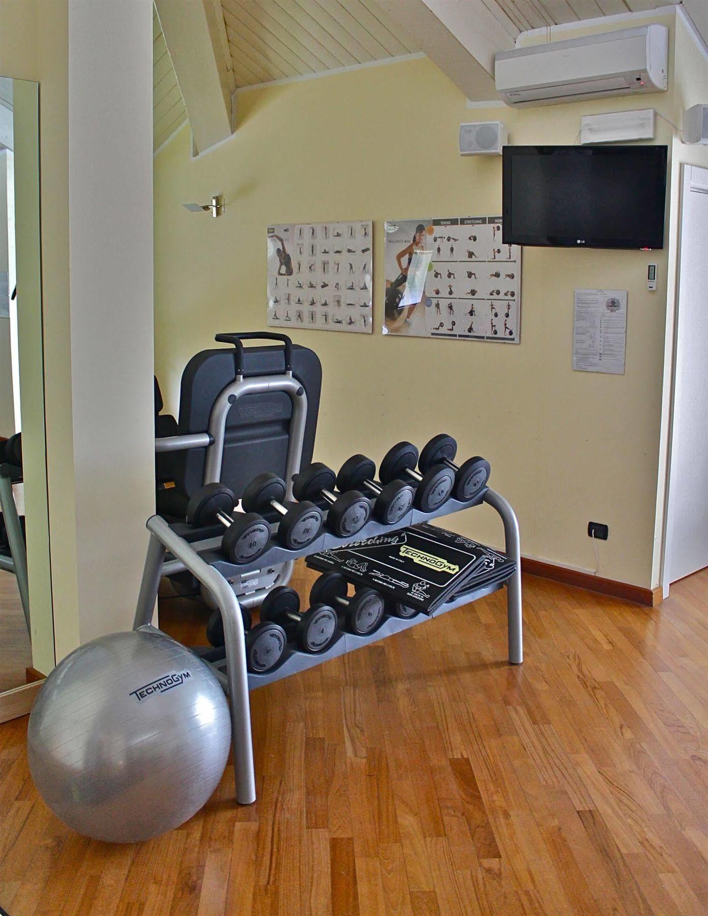 Golf Hotel La Pinetina 아피아노젠틸레 외부 사진