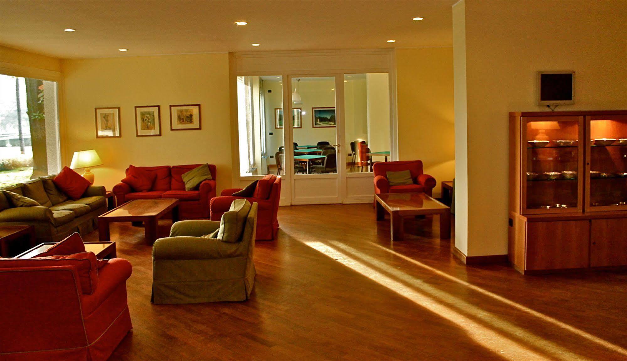 Golf Hotel La Pinetina 아피아노젠틸레 외부 사진